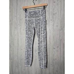 Athleta Ultimate Stash Textured 7/8 Tight Black White Legging XS